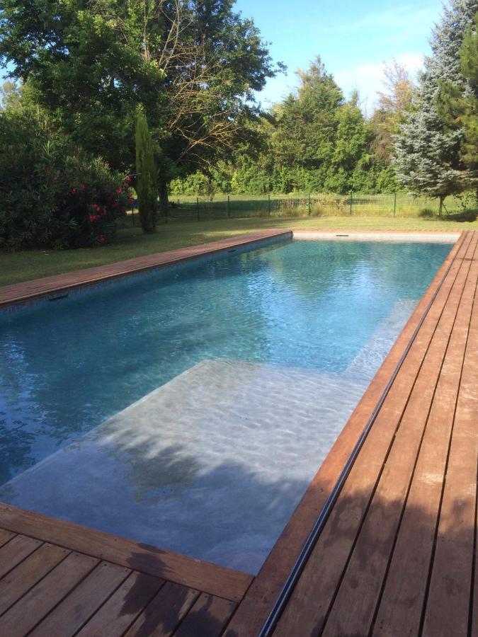 リル・シュル・ラ・ソルギュ Montjoia Bed & Breakfast エクステリア 写真