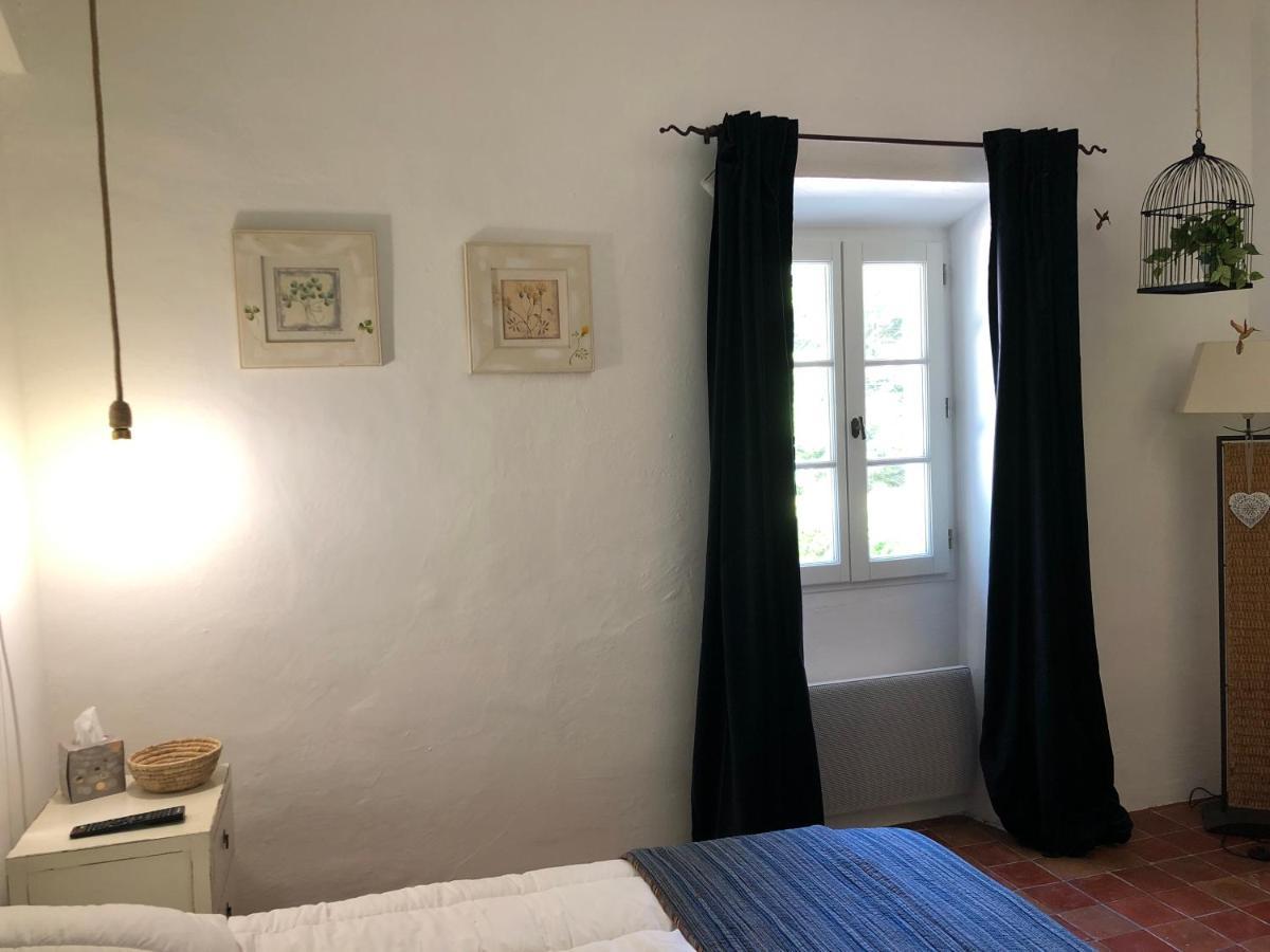 リル・シュル・ラ・ソルギュ Montjoia Bed & Breakfast エクステリア 写真