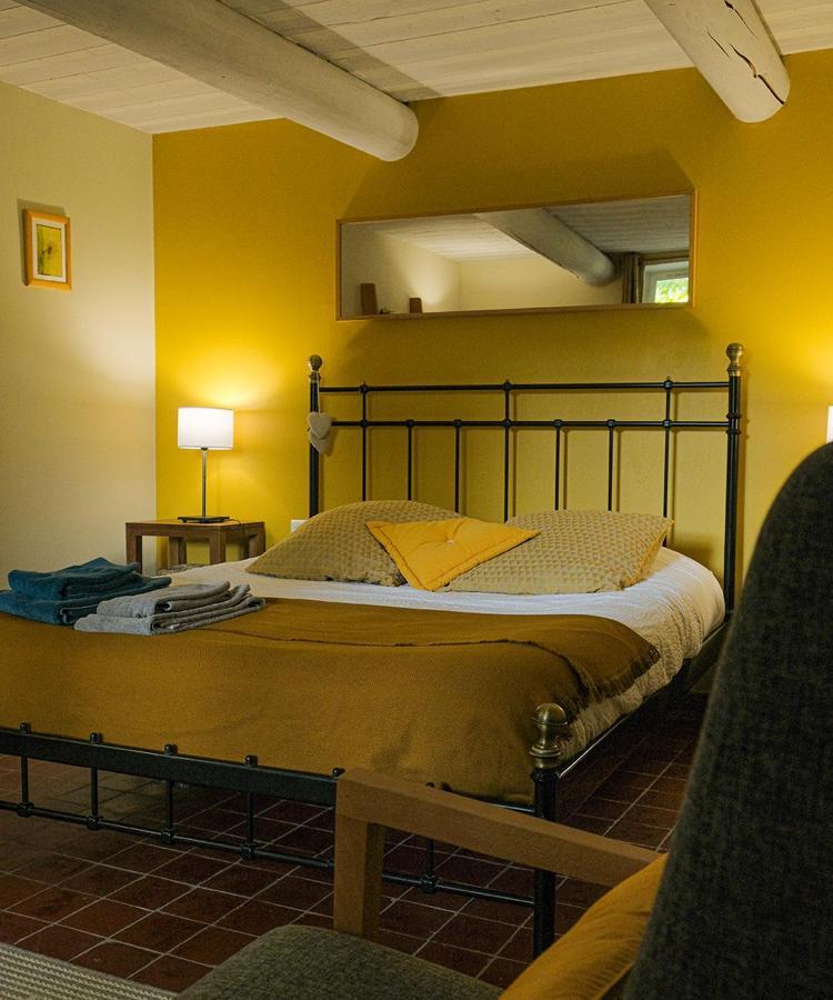 リル・シュル・ラ・ソルギュ Montjoia Bed & Breakfast エクステリア 写真