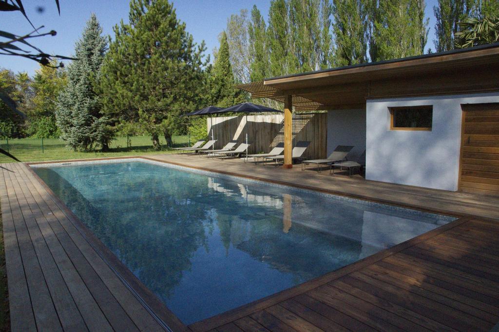 リル・シュル・ラ・ソルギュ Montjoia Bed & Breakfast エクステリア 写真